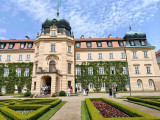 Fotogalerie DofE: Nela Halamíčková na slavnosti u prezidenta v Lánech, foto č. 1
