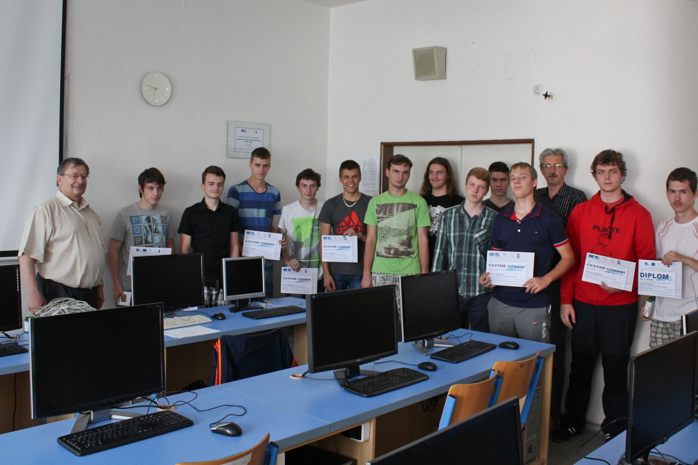  7. ročník Soutěže programování hradlových polí ve VHDL