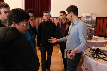 Foto k aktualitě Exkurze na Veletrh práce ve Valašském Meziříčí