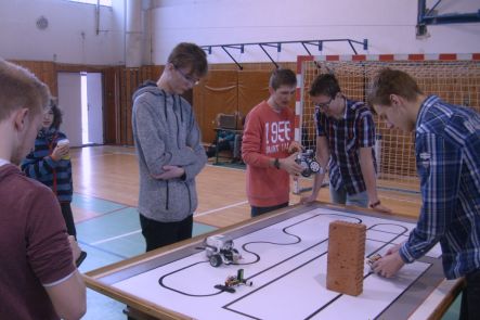 Foto k aktualitě Hranické robotování