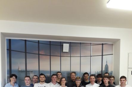 Foto k aktualitě  Vzácná návštěva z USA na SŠIEŘ