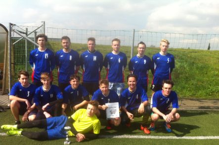 Foto k aktualitě  Okresní kolo v kopané