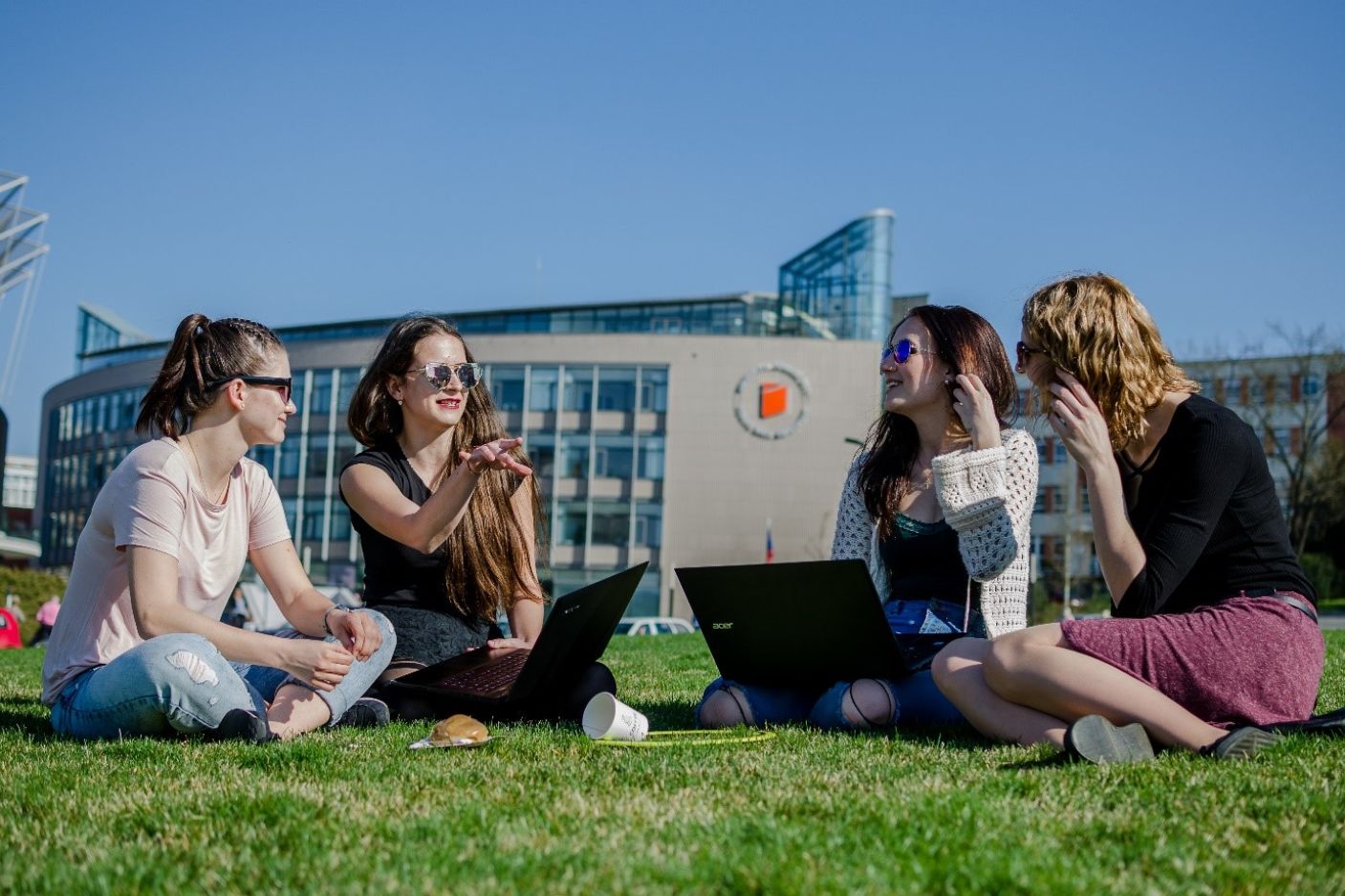  Prezentace VŠ oborů online