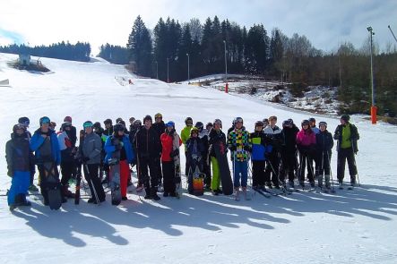 Foto k aktualitě Náhradní lyžařský kurz Velké Karlovice – druhé ročníky