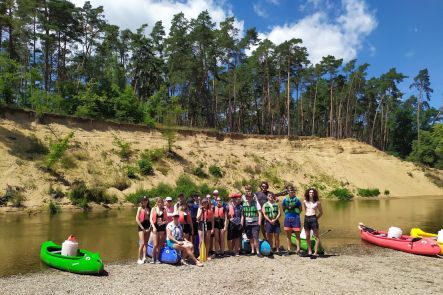 Foto k aktualitě  Meandry Moravy? Jedině na kánoích v podání IT3A!