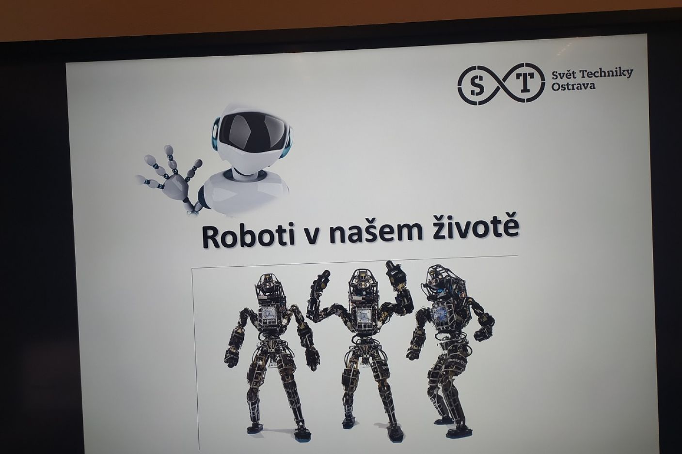  Roboti v našem životě