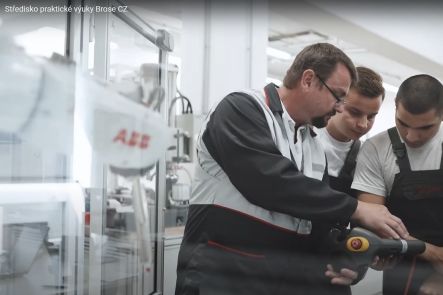 Foto k aktualitě BROSE CZ - odborná praxe žáků školy