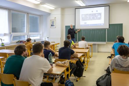 Foto k aktualitě Přednáška ON-semi