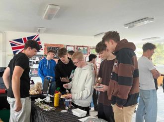 Fotografie 462546534-1317569559617080-5938895868057_1_original.jpg