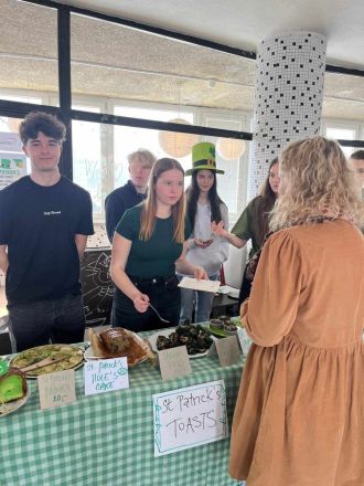 Fotografie 483467372-1344060416914933-7938941132325_1_original.jpg