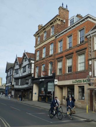 Fotografie 488012535-1080427930606464-3600353702808_1_original.jpg