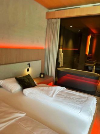 Fotografie cde7d466-4486-4b9d-814a-392c53e825f3_ori_1_original.jpg