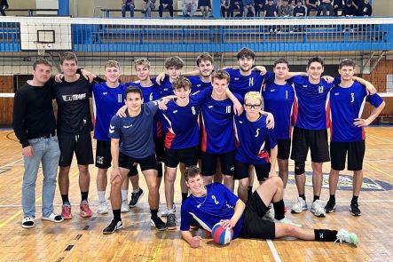 Foto k aktualitě  Okrskové kolo SŠ v odbíjené