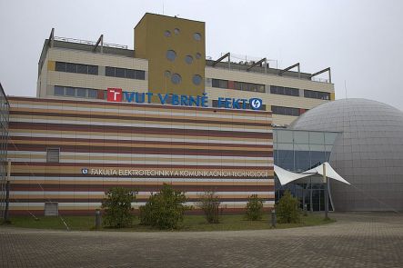 Foto k aktualitě Brno VUT FEKT: Soutěž „MERKUR perFEKT Challenge