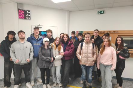 Foto k aktualitě Studenti navštívili živnostenský úřad v Rožnově pod Radhoštěm