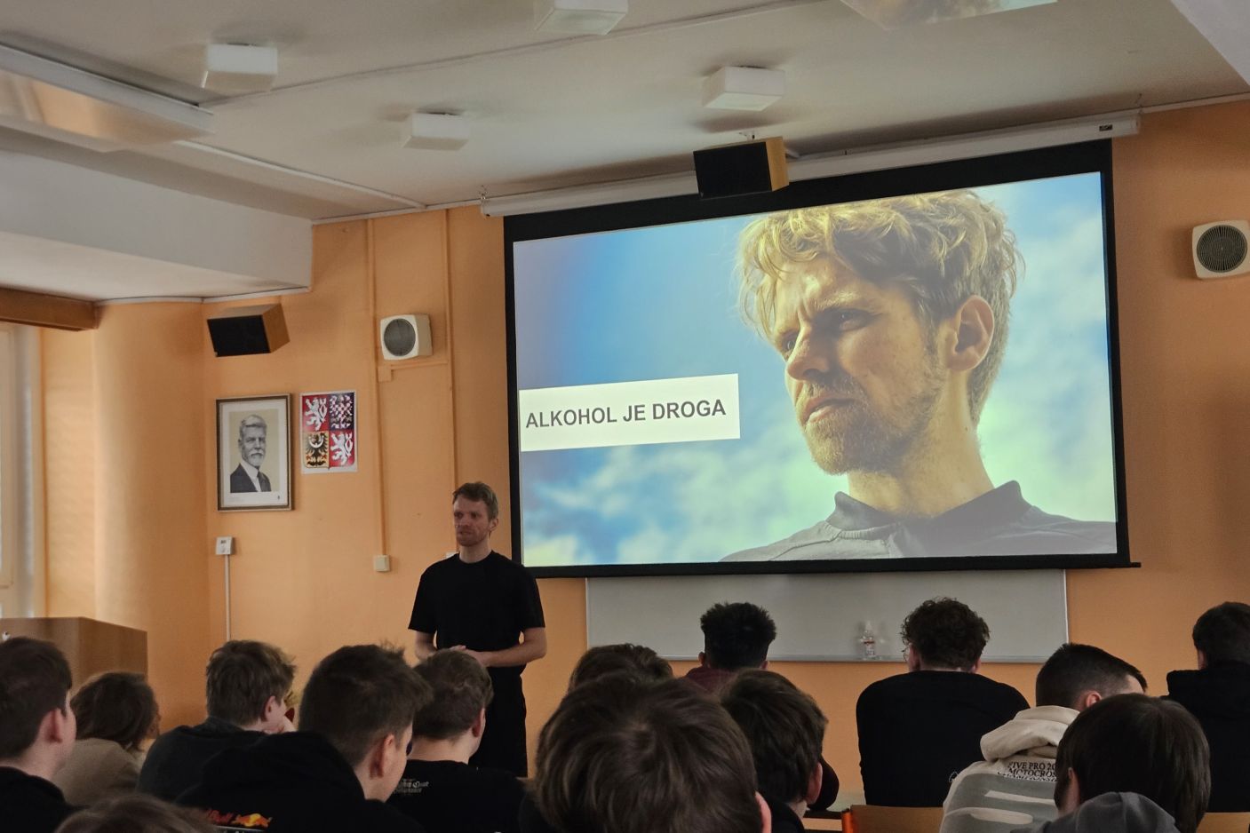  Alkohol je droga: preventivní přednáška 