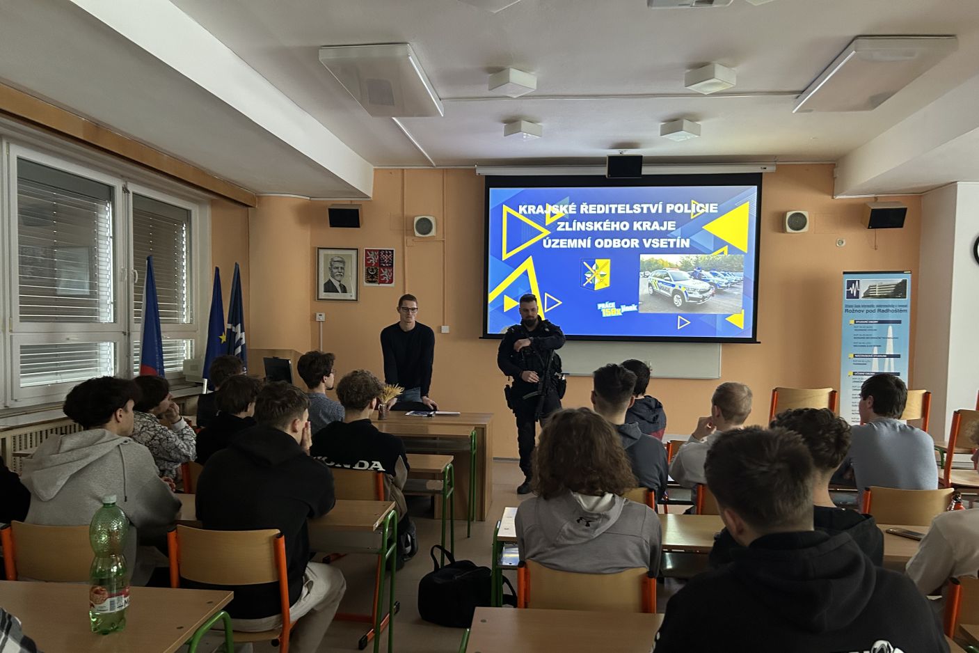  Přednáška Policie ČR pro maturanty:  Jak vypadá práce policistů a jaké možnosti nabízí služba u policie