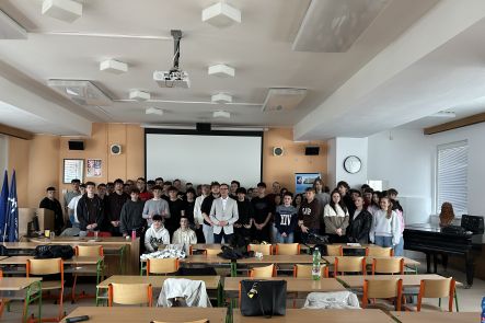 Foto k aktualitě Beseda „Můžeš podnikat“ inspirovala žáky 3. ročníků všech učebních oborů