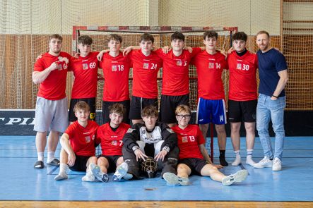 Foto k aktualitě Okresní kolo ve florbale chlapců