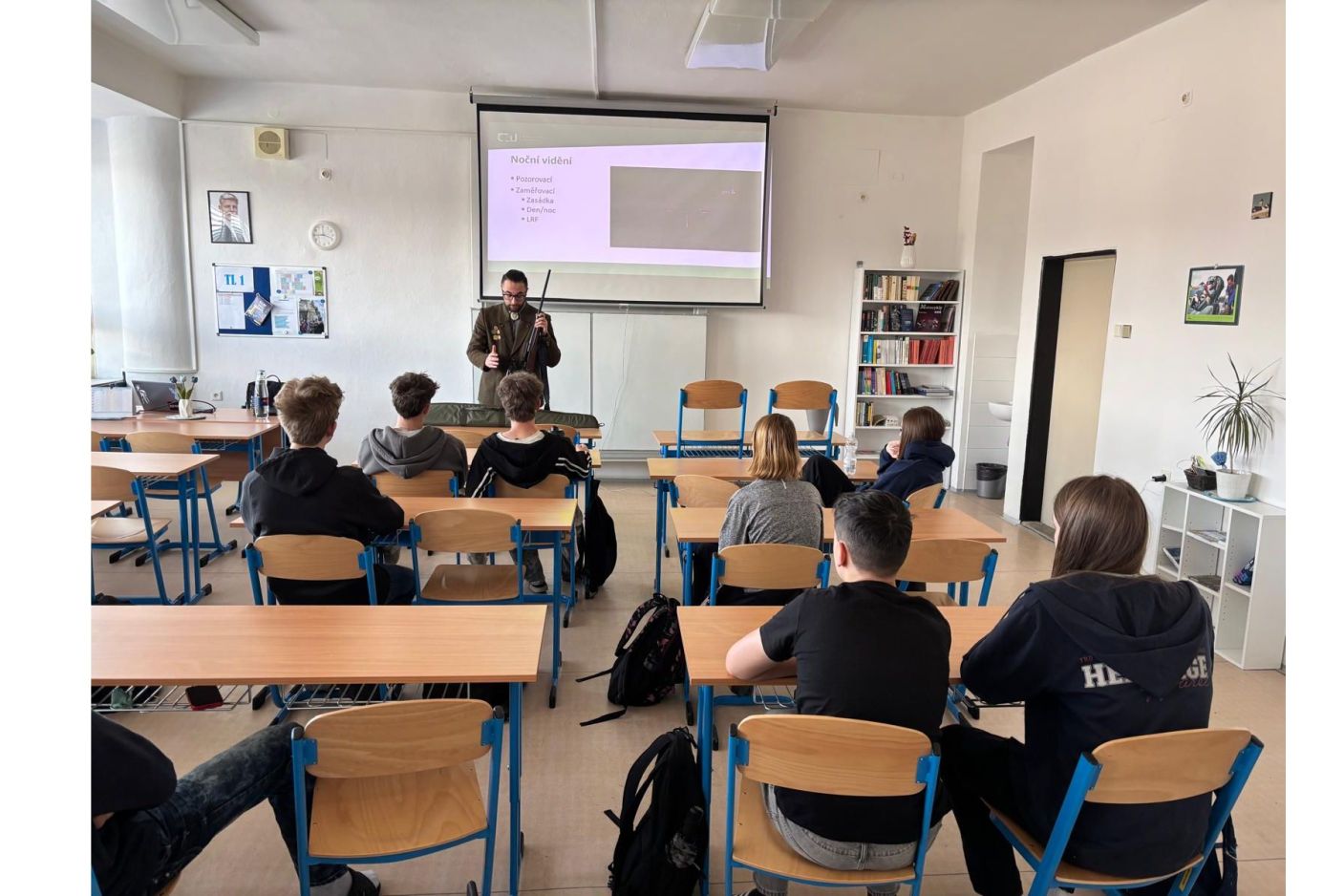  Náš absolvent předává své zkušenosti mladším ročníkům