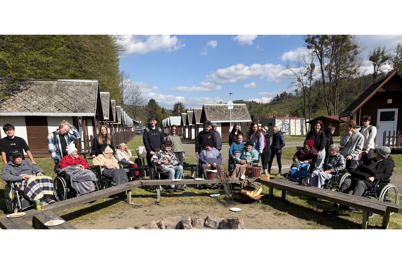  Vycházka studentů DOFE se seniory se opět vydařila