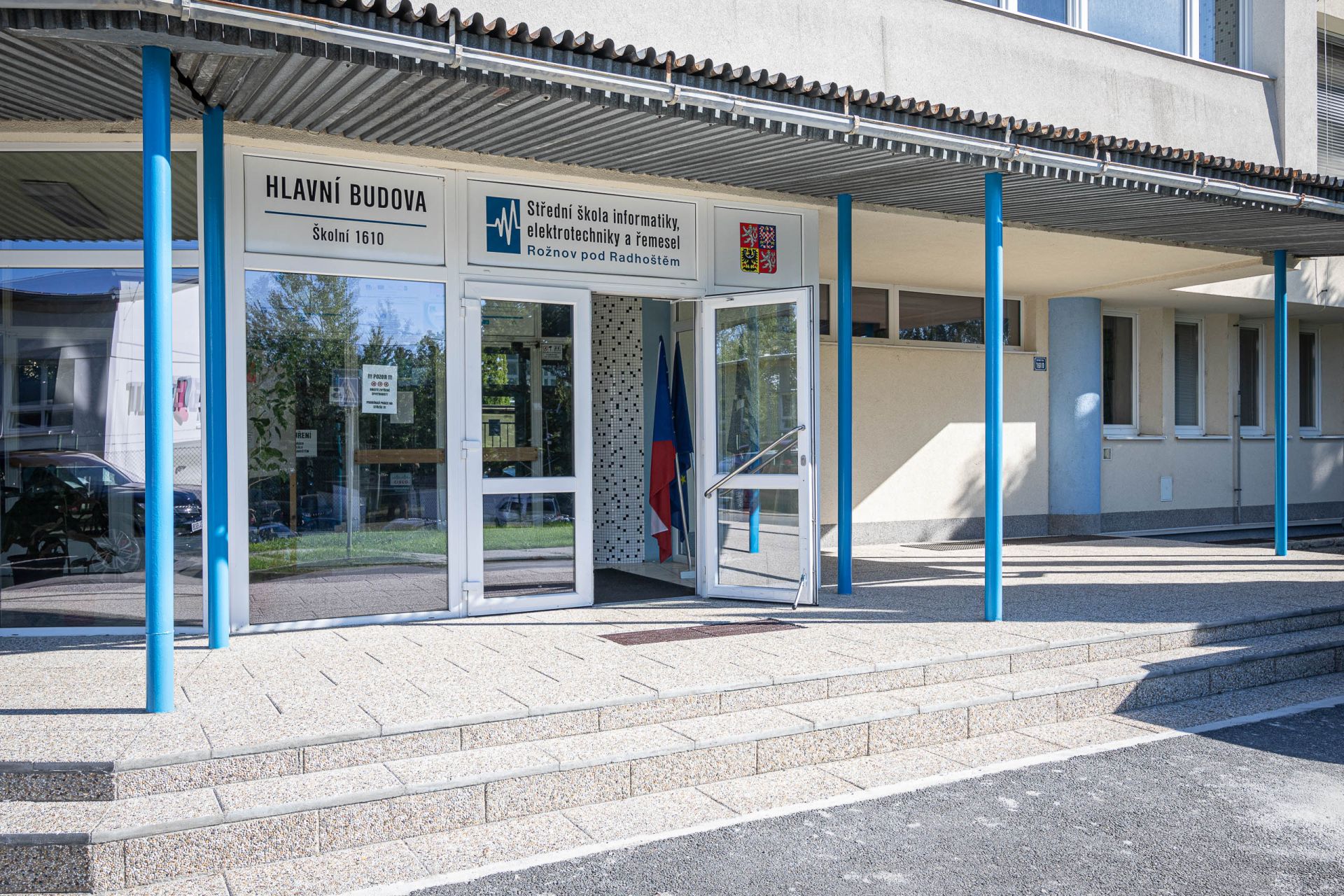 Slider - Jsme fakultní školou fakulty aplikované informatiky UTB ve Zlíně